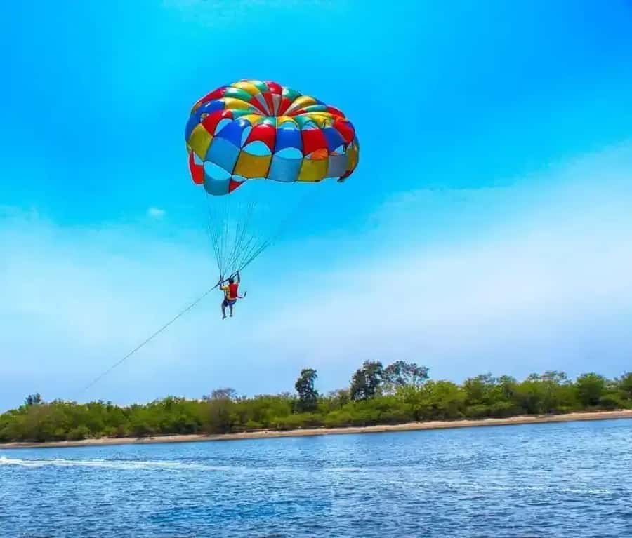 Punta Cana: Parasailing Adventure with Hotel Pickup