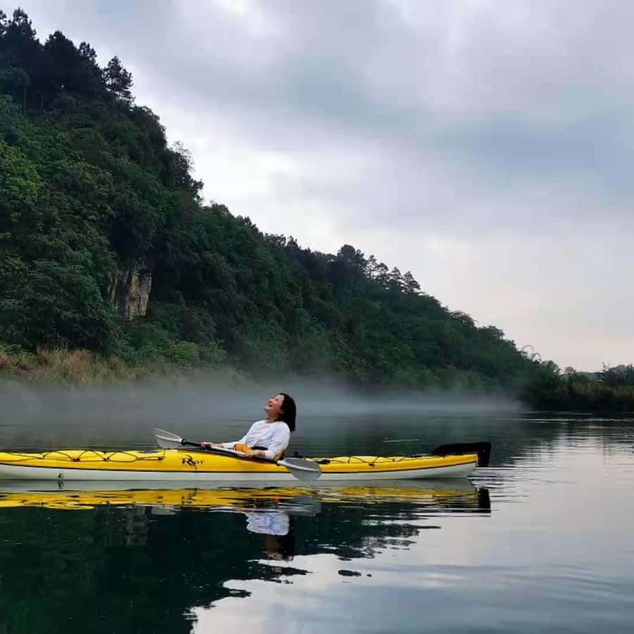 Guilin: Kayaking Adventure with Local Guide