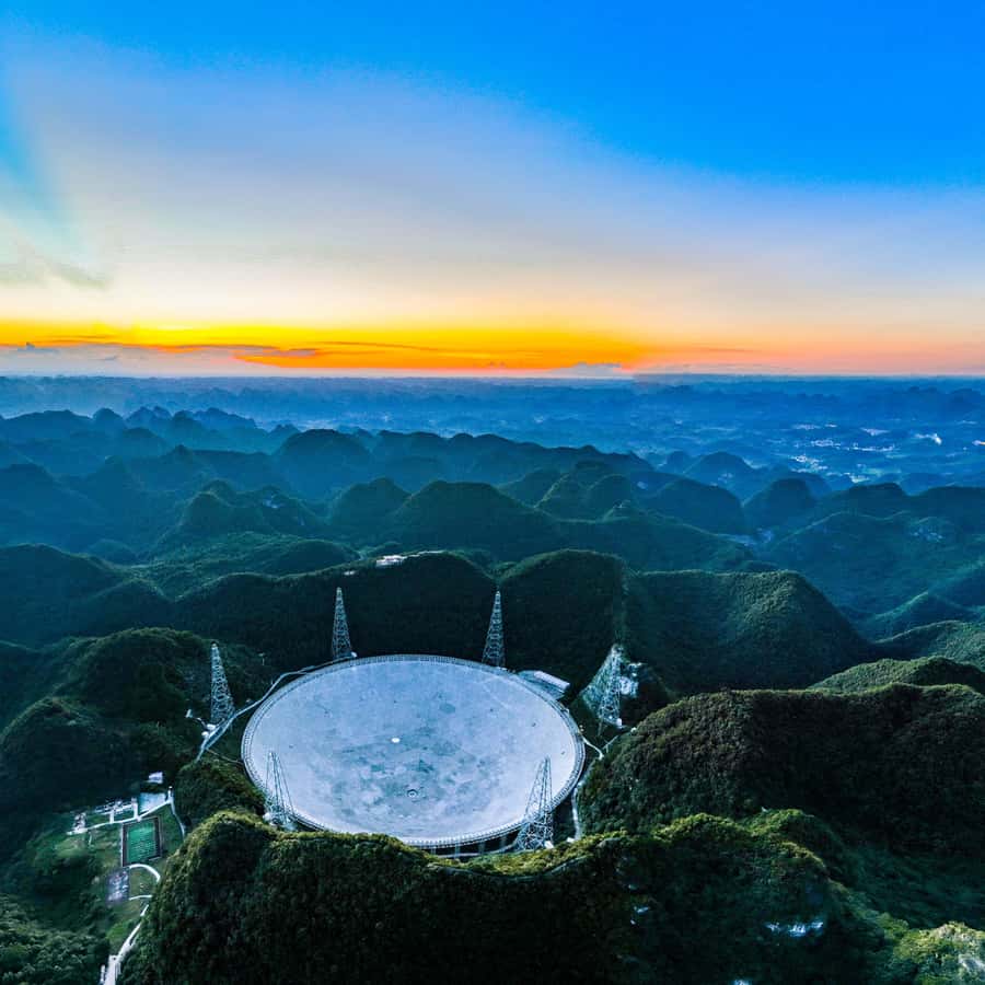 Guizhou 500 Meter Telescope Watch World's Largest Radio Telescope