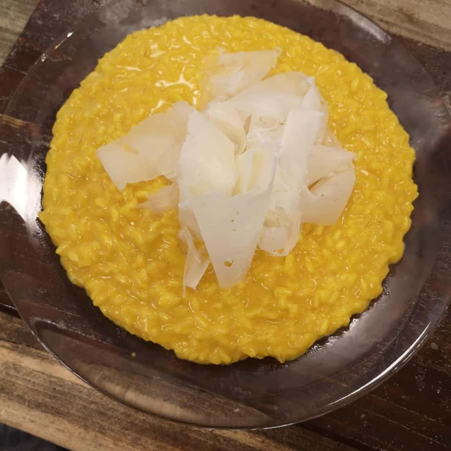 Colagem de mídia