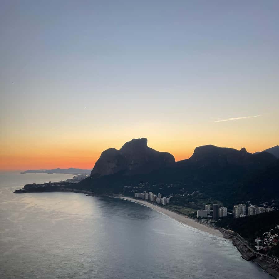 Colagem de mídia