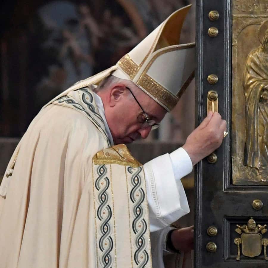 Jubilee 2025: Reserved entrance to St.Peter's and Holy Door