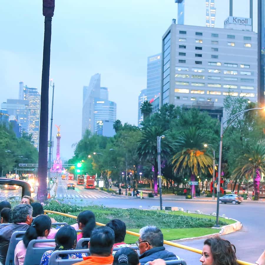 Colagem de mídia
