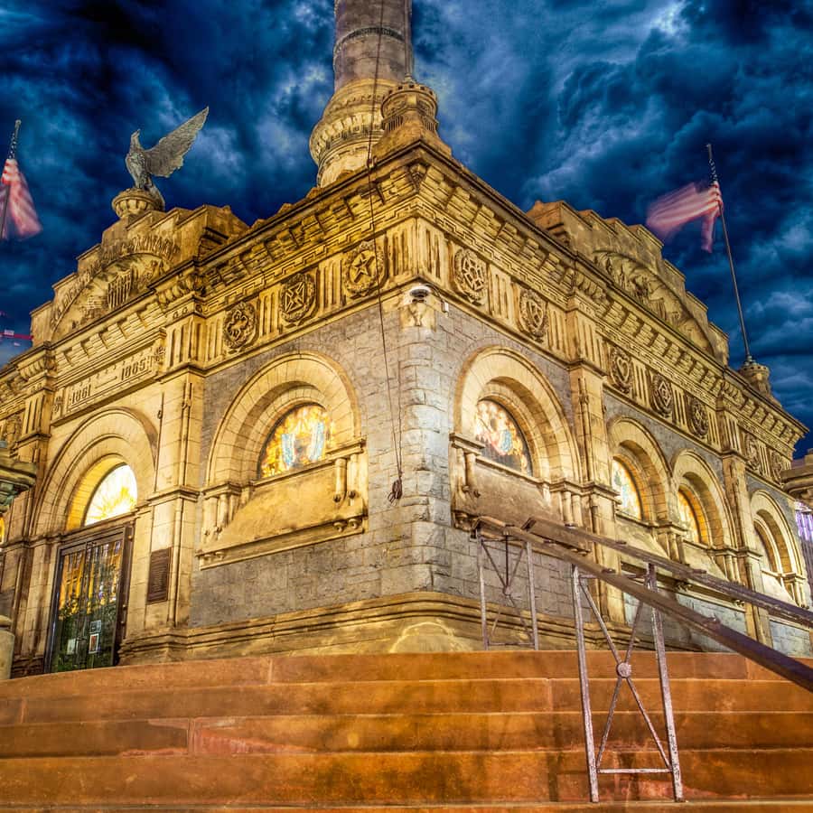 Cleveland: Eerie Ghosts Haunted Walking Tour
