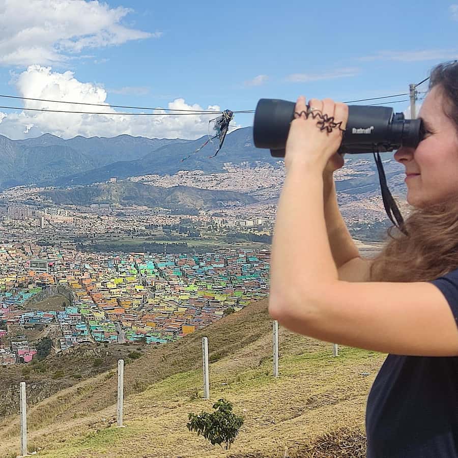 Colagem de mídia
