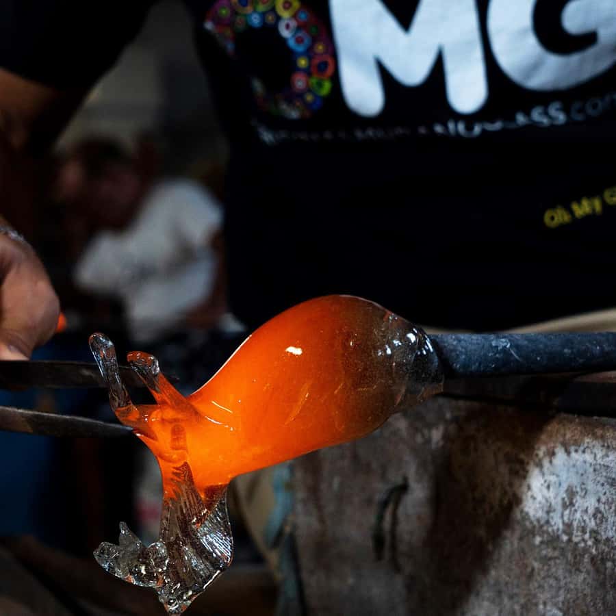 吹きガラスショー ムラーノガラス工場とショールームを訪問 OMG