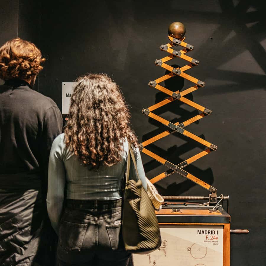 Colagem de mídia