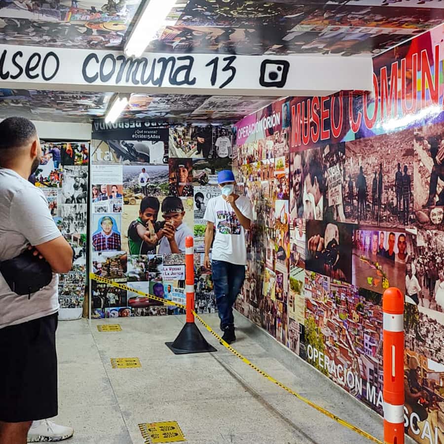 Colagem de mídia