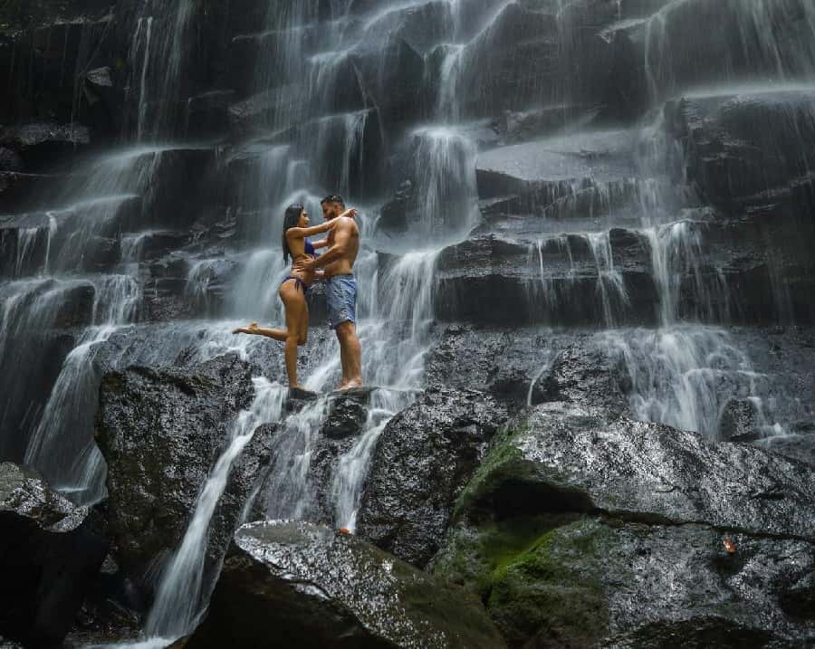 Colagem de mídia
