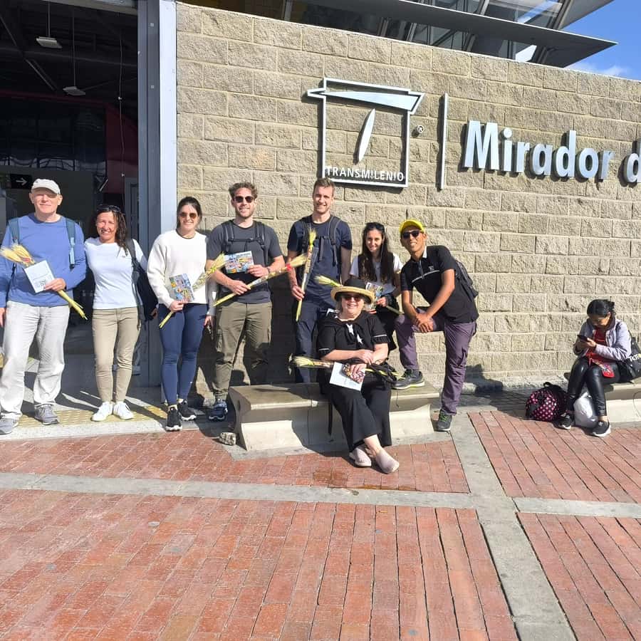 Colagem de mídia