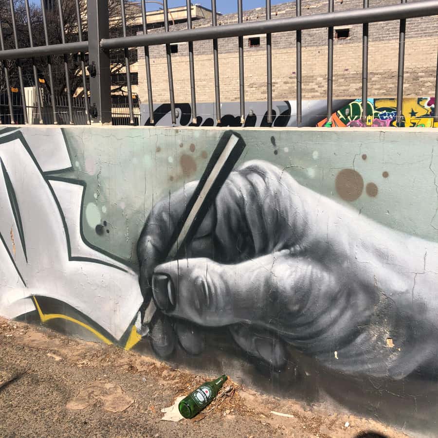 Colagem de mídia