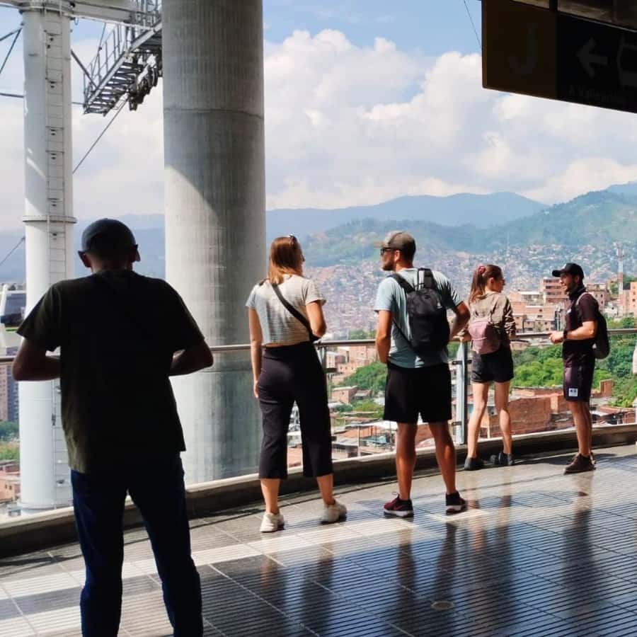 Colagem de mídia