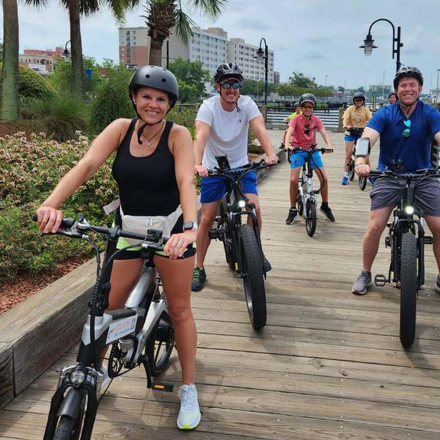 Biciclette Elettriche Casco In Bici Legge Tour Di Wilmington In