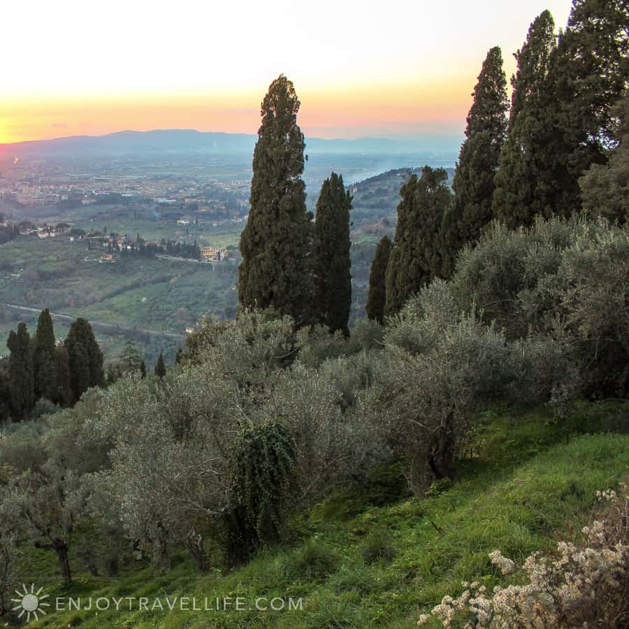 フィレンツェ：フィエゾレとミケランジェロ広場へのパノラマツアー