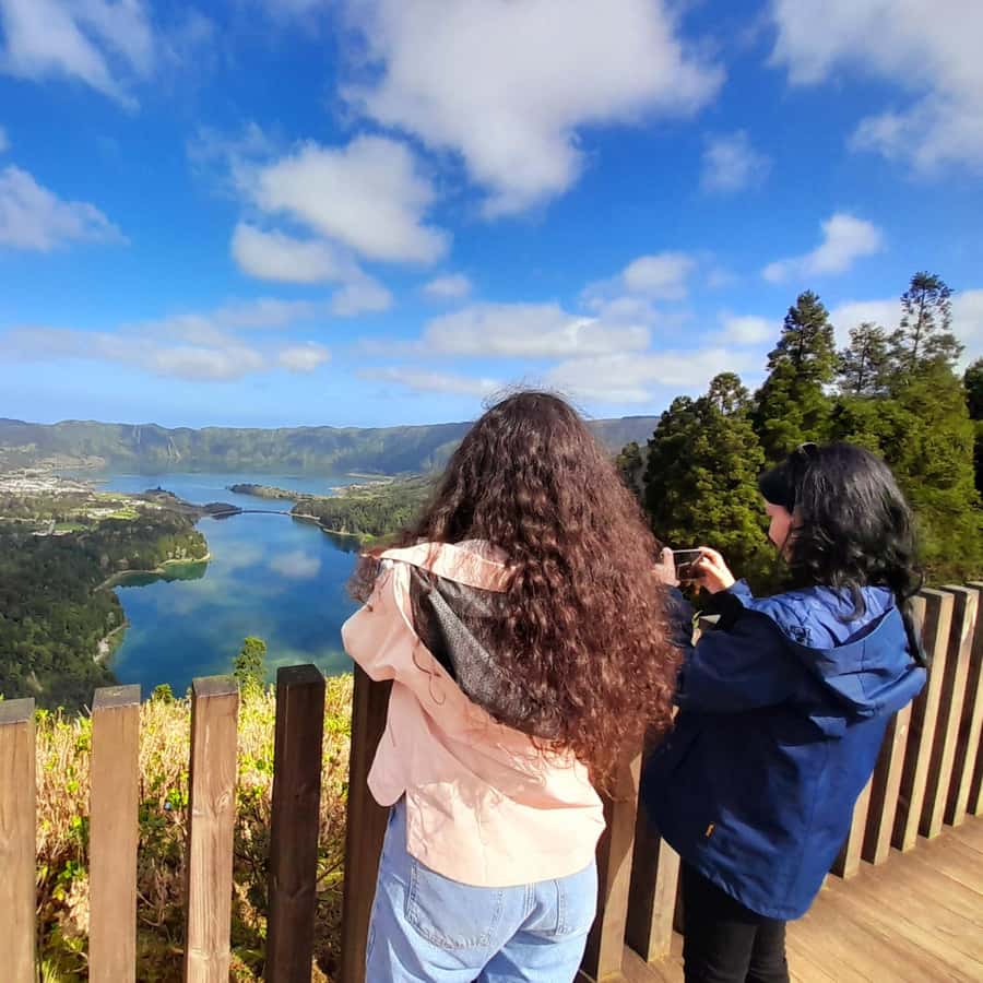 Colagem de mídia