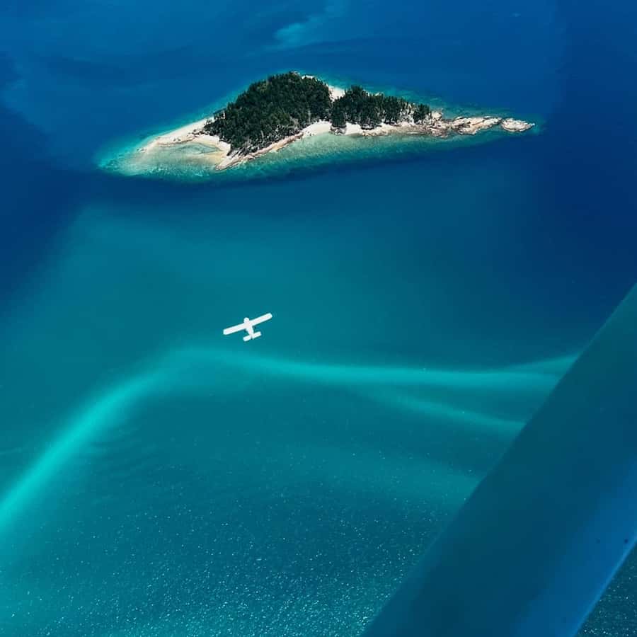 Airlie Beach: Whitsundays & Great Barrier Reef Scenic Flight