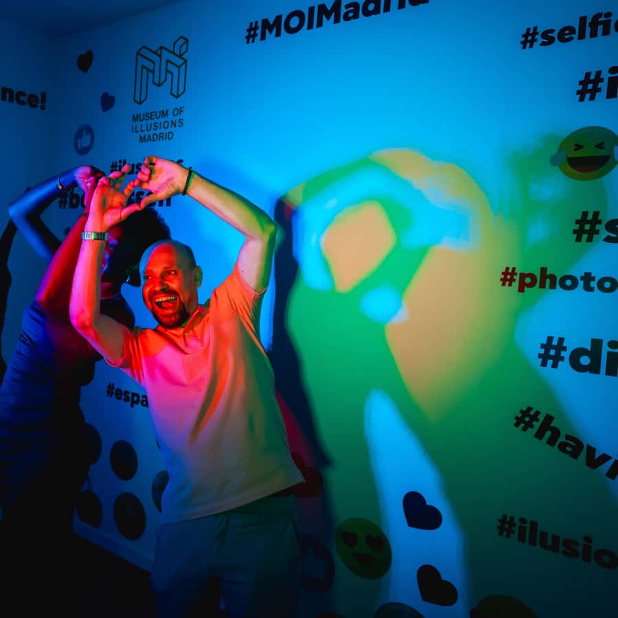 mB®«,s\, image size:900x900