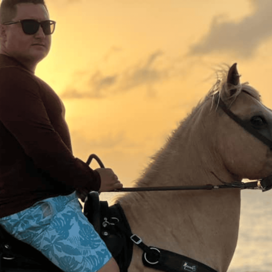 Puerto Rico: Sunset Horseback Rides in Aguadilla Beach