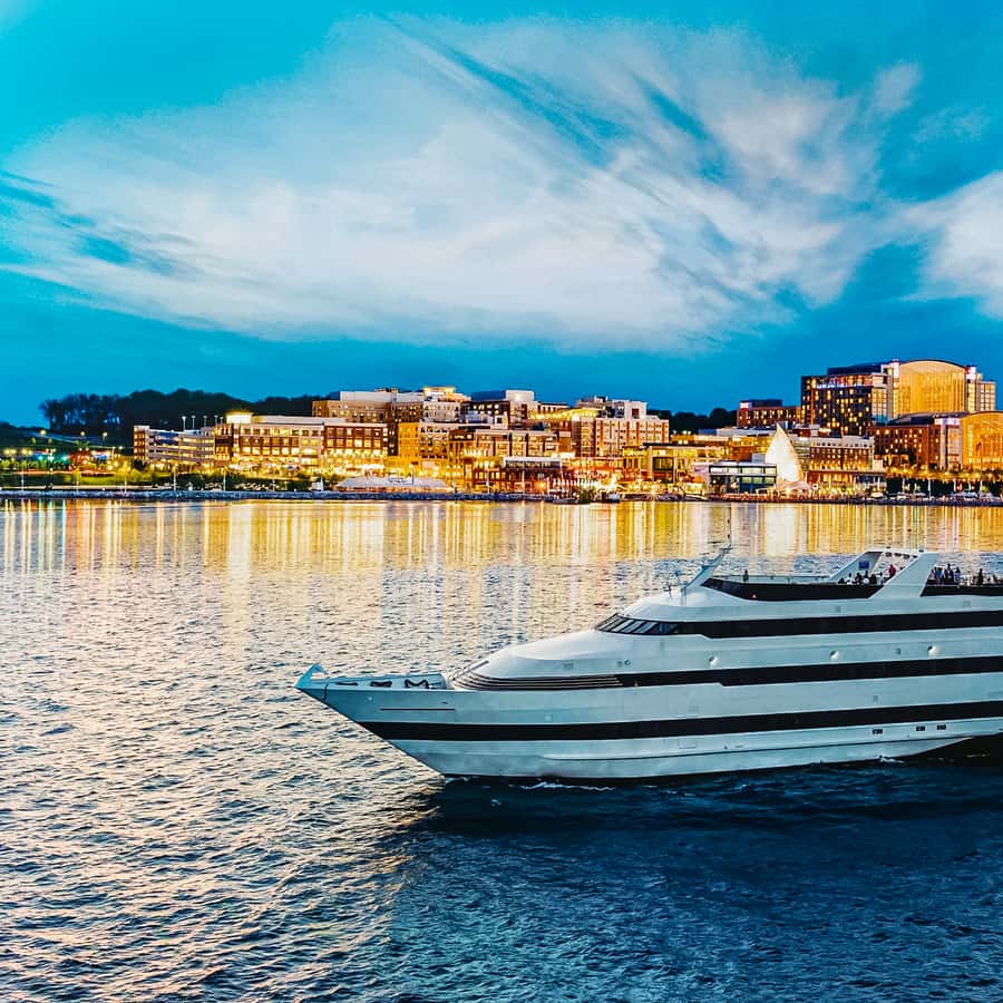 Washington DC: Buffet Lunch or Dinner Cruise on the Spirit