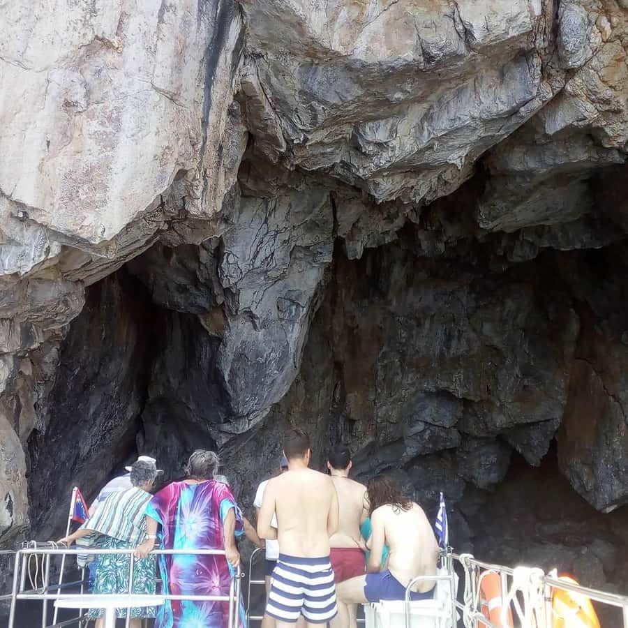 Hydra: Island Tour by Boat with Lunch