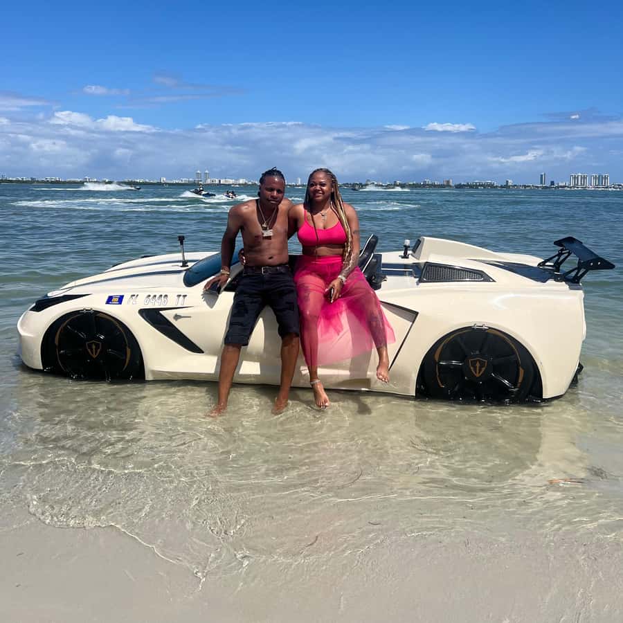 Miami: 1 hour Jetcar Rental South Beach