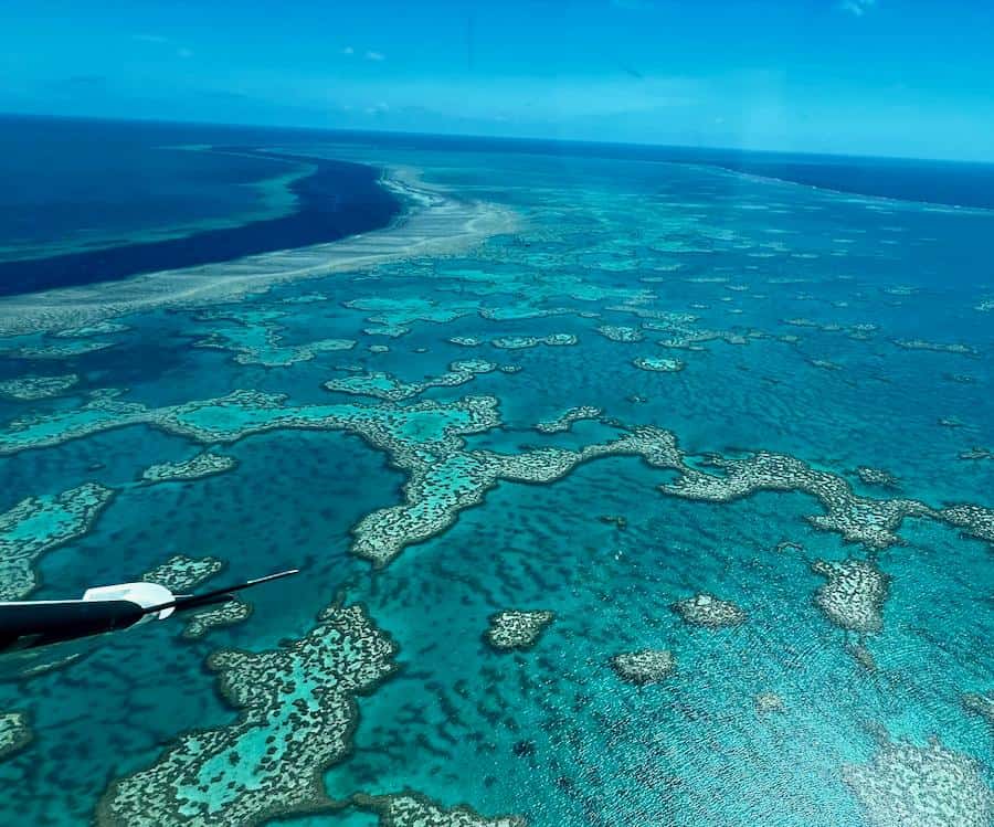 Airlie Beach: Whitsundays & Great Barrier Reef Scenic Flight