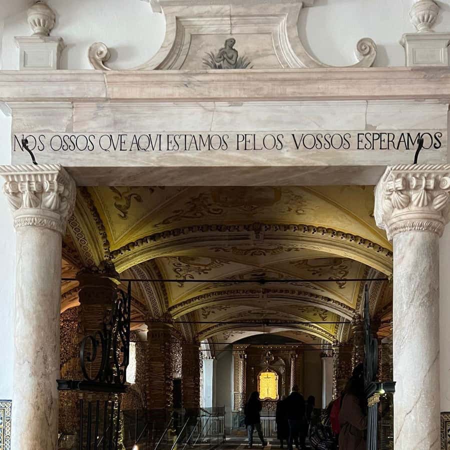 Colagem de mídia