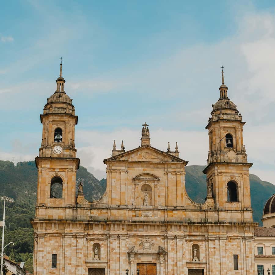 Colagem de mídia
