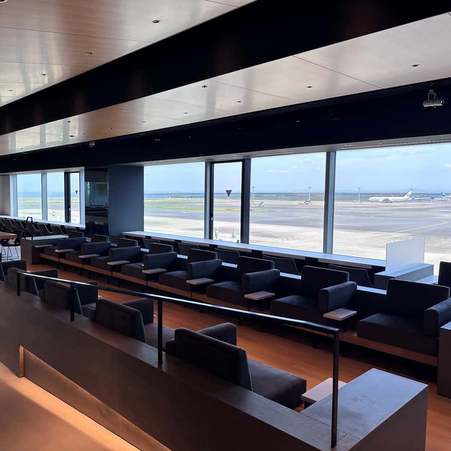 Tokyo: Tokyo International (Haneda) Airport Lounge Access