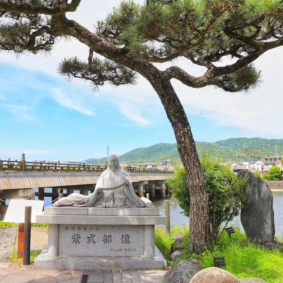 2019年6月か7月頃に京都大丸にて13万で購入しました。 秋の京都を舞台に。「CURATION⇄FAIR Kyoto」が初開催へ｜美術手帖