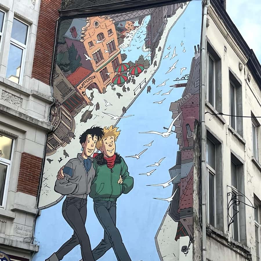 Brussels: 2 hours Private Walking Tour of the Comics Walls