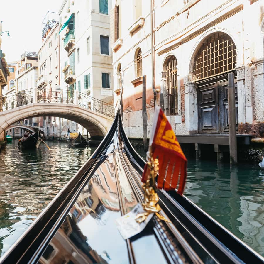 Venice: Grand Canal Gondola Ride with App Commentary