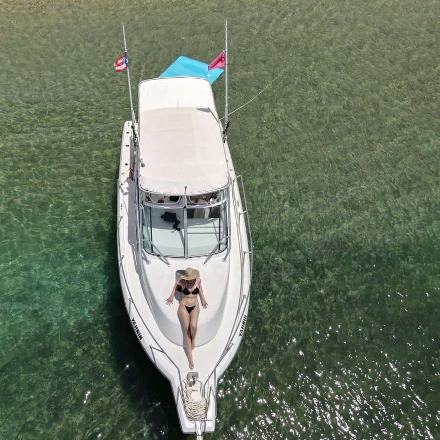 Fajardo: Private Half-Day Boat Charter to Icacos or Palomino