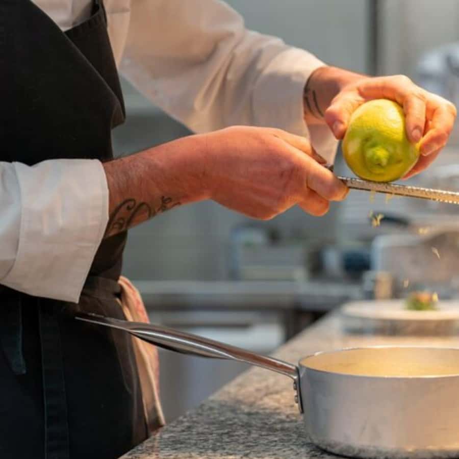 Lodge buyout - exclusive | Book Your Stay — Lyngen Experience, image size:900x900