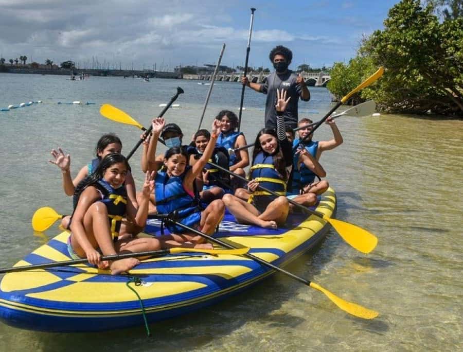 San Juan: Paddleboard Rental at Condado Lagoon