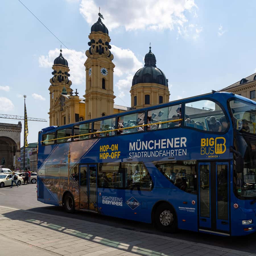 Colagem de mídia