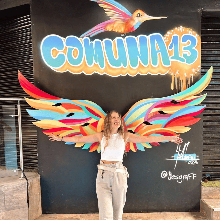 Colagem de mídia