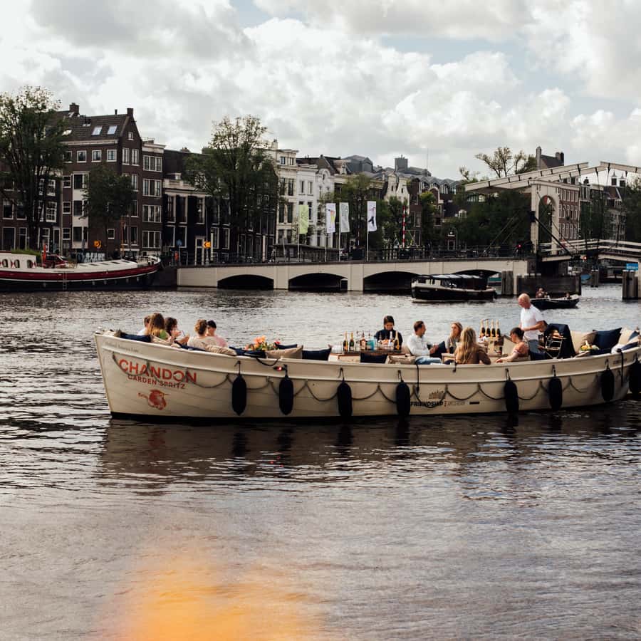 Amsterdam: Luxury Cruise Unlimited Beer and Cocktail Option