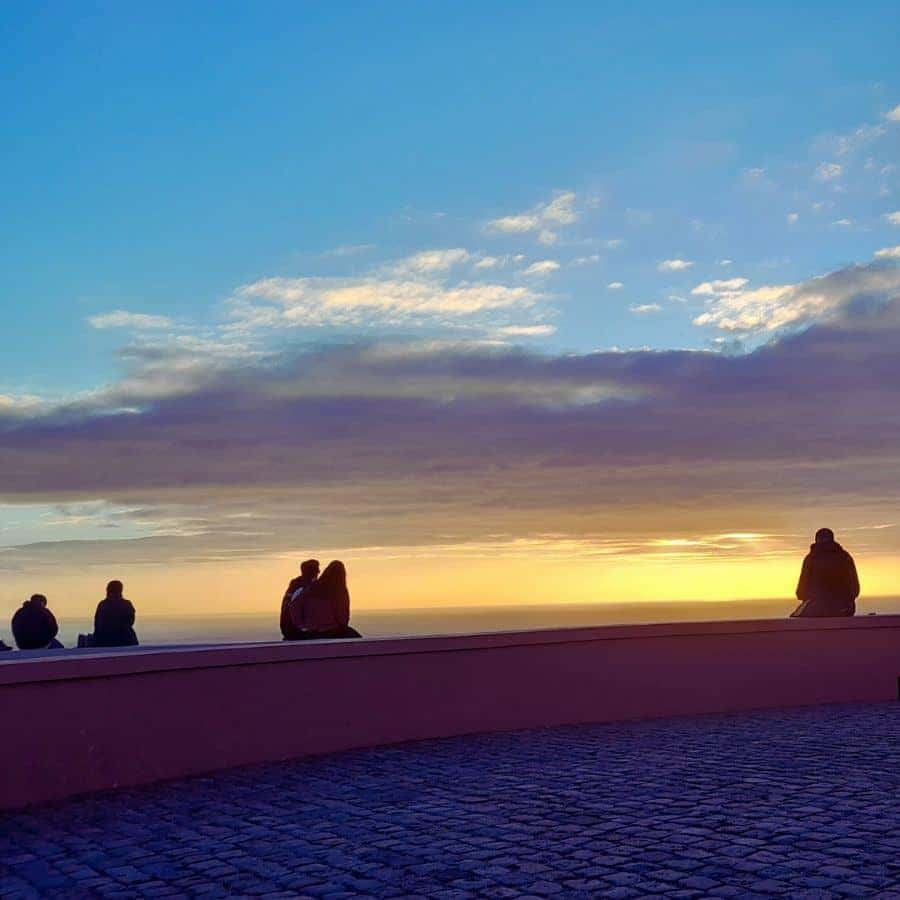 Colagem de mídia