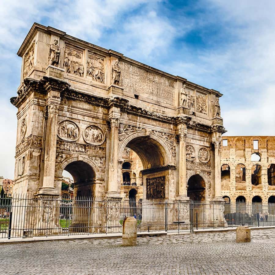 Roma en un Día: Visita guiada combinada del Vaticano y el Coliseo |  GetYourGuide, image size:900x900