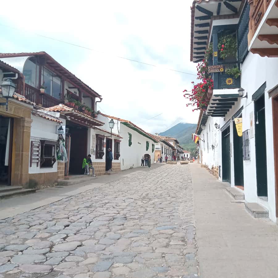 Colagem de mídia