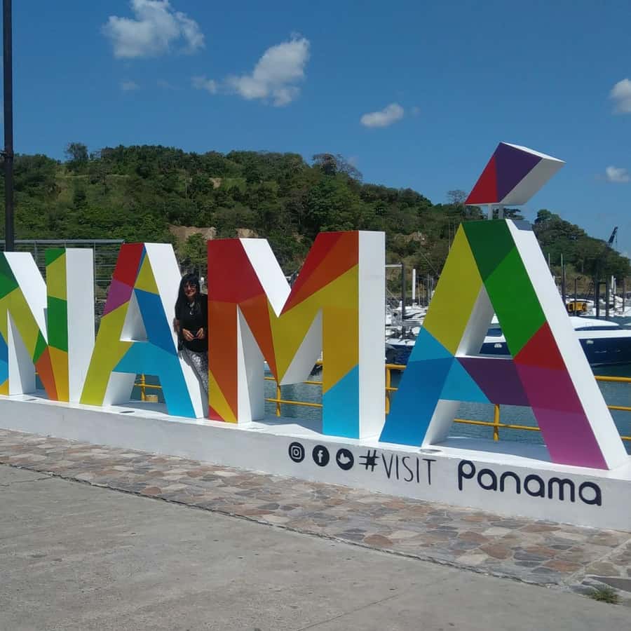 Colagem de mídia