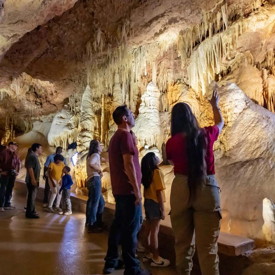 San Antonio: Natural Bridge Caverns Hidden Wonders Tour