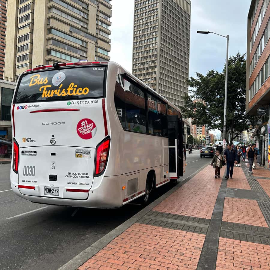 Colagem de mídia