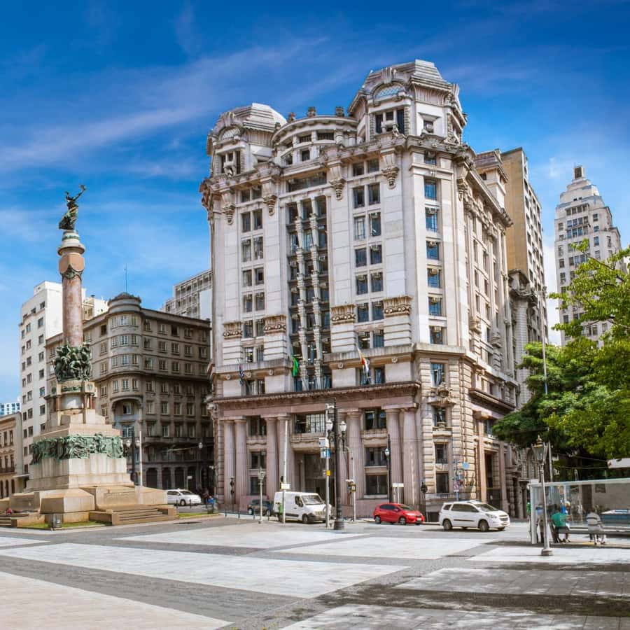 Colagem de mídia