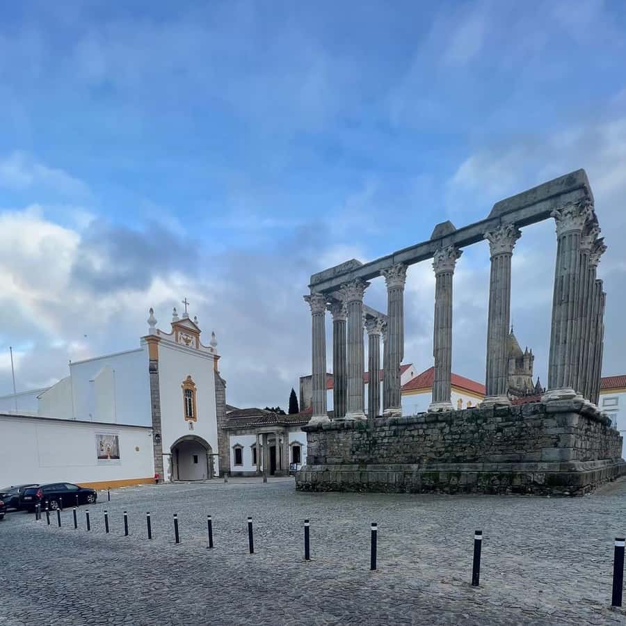 Colagem de mídia