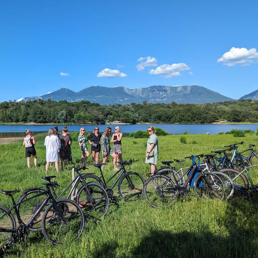 Tour in bici di Tirana volte al giorno VisitAlbCom GetYourGuide