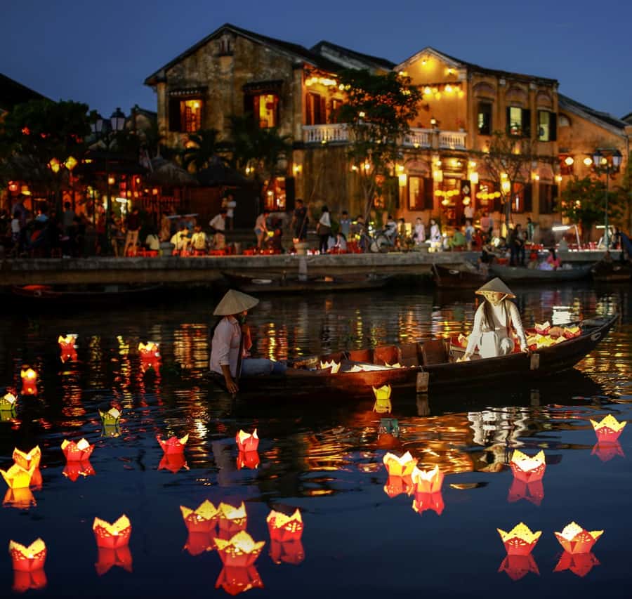 ホイアン/ダナン発：ホイアン市内観光とランタン放流 | GetYourGuide