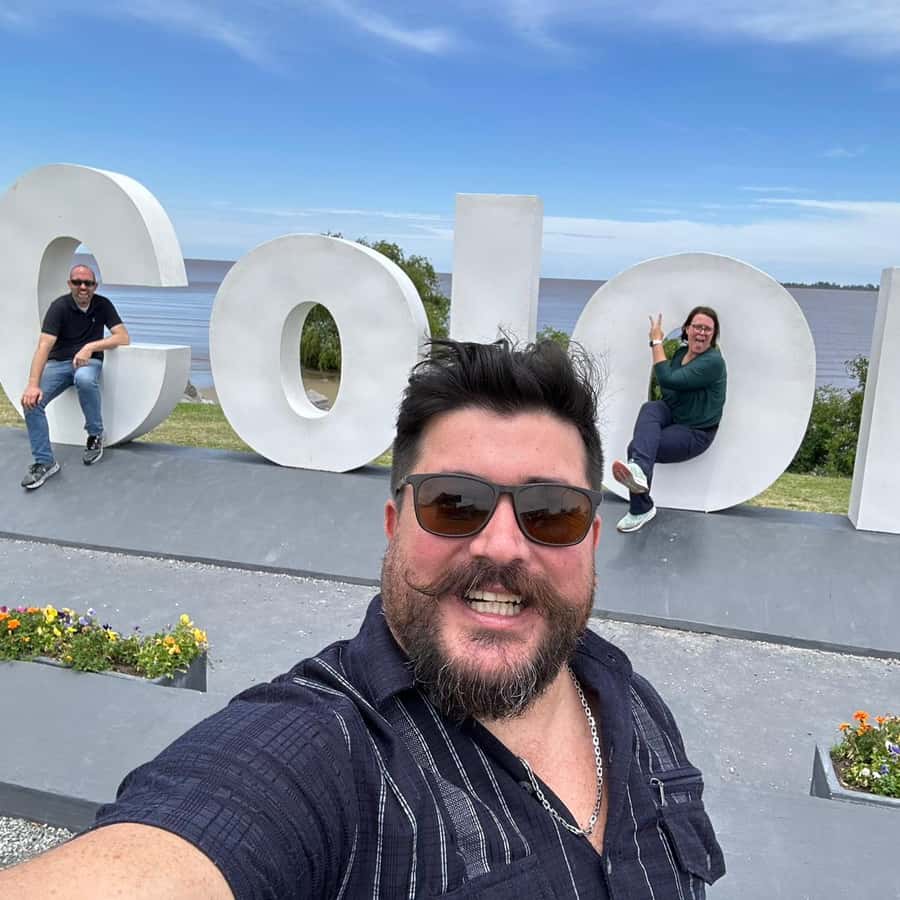 Colagem de mídia