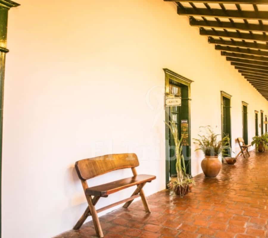Colagem de mídia